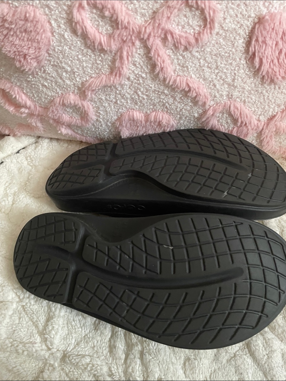 OOFOS Black OOah Slide Comfort Sandals - Picture 4 of 8